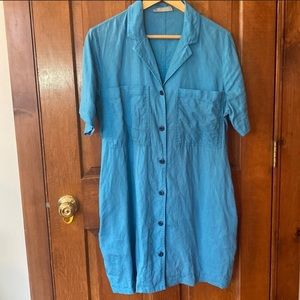 Everlane Woman’s Workwear Linen Dress